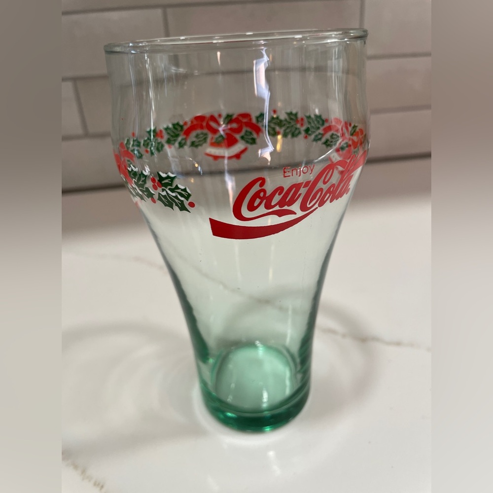 Vintage Coca-Cola Holiday Christmas Drinking Glass- 12 oz